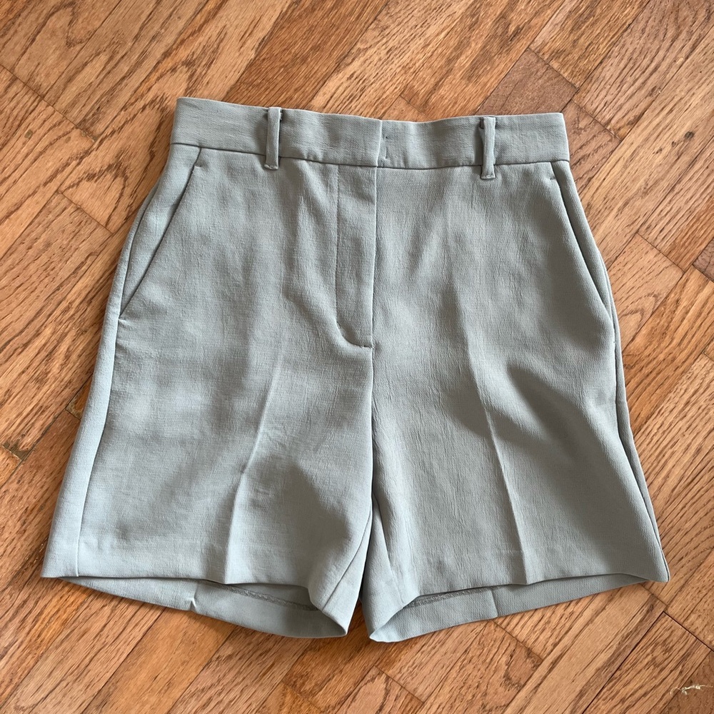 Wilfred High-Rise Tailored Women's Shorts in Grey
